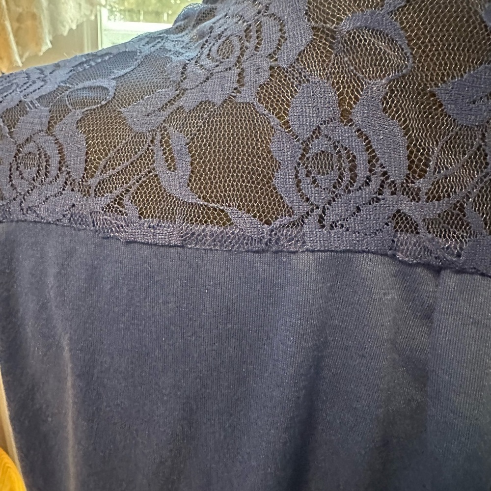 No Boundries pullover - Picture 4 of 7